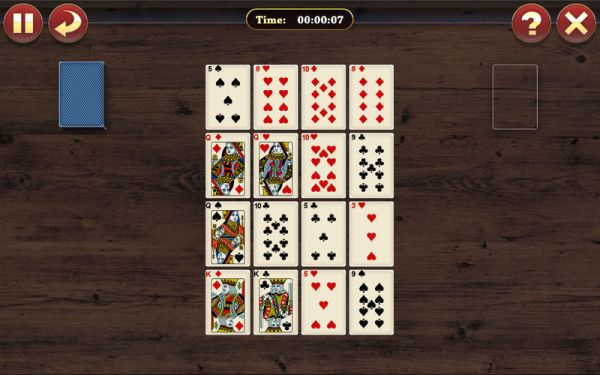 Lucky Pyramid Solitaire